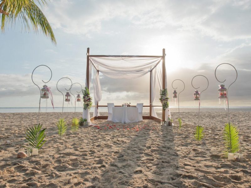 customizing your wedding